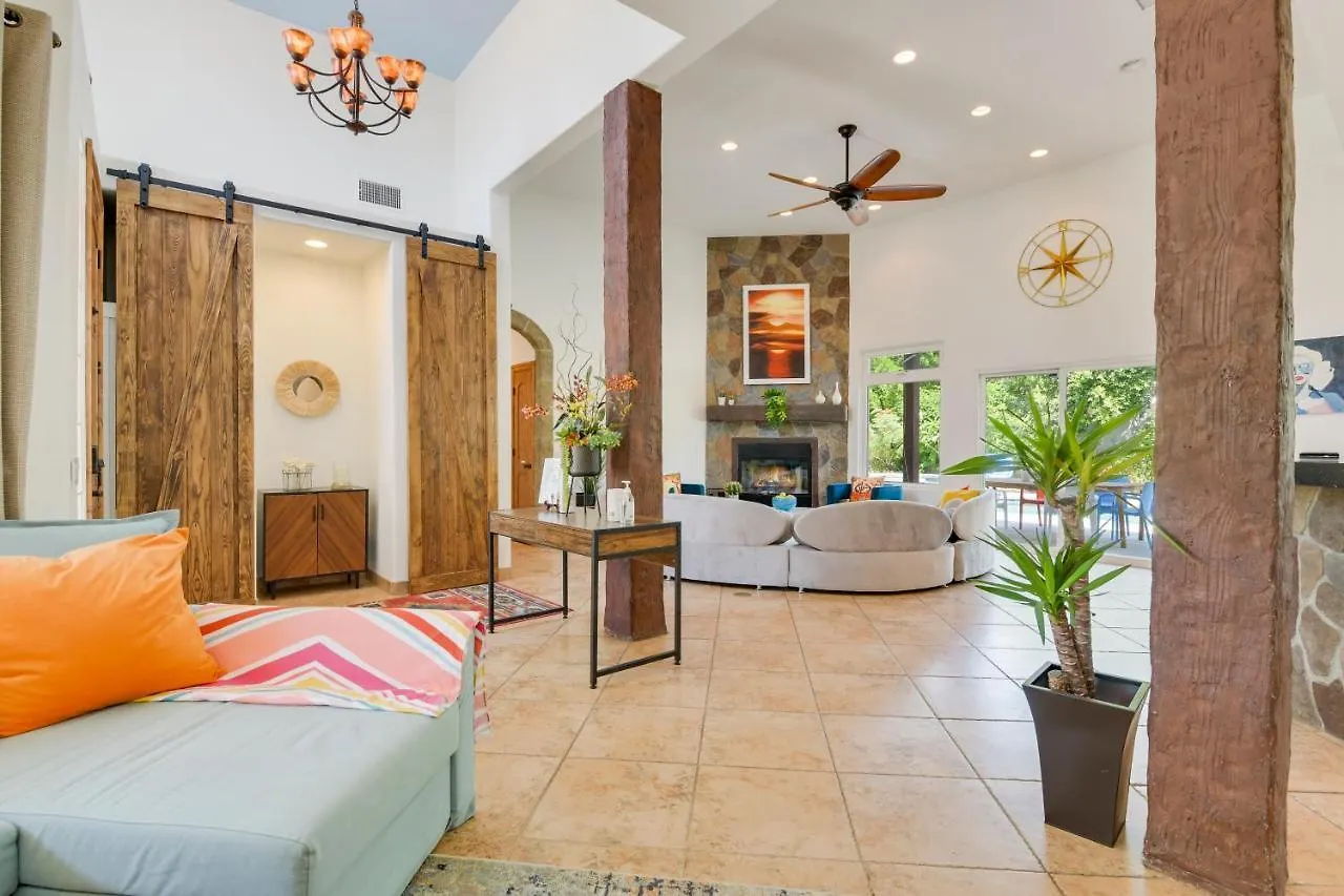 A Beautiful Desert Escape With Everything You Need Palm Springs 0*,  United States